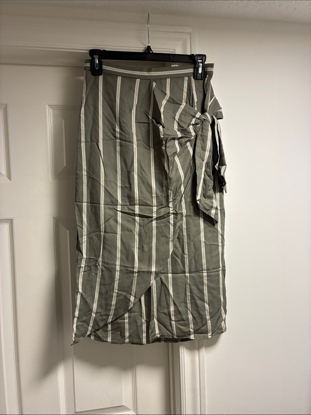 Zara Olive Green and White Striped Tie-Waist Midi Skirt